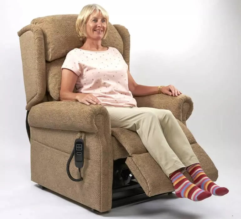 Primacare Brecon Rise and Recliner Armchair